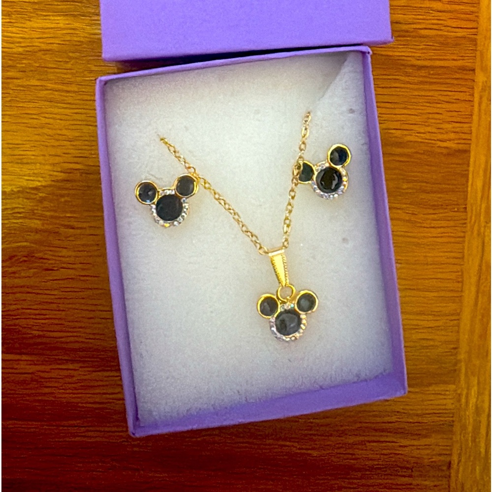 New Mickey set earrings and necklace